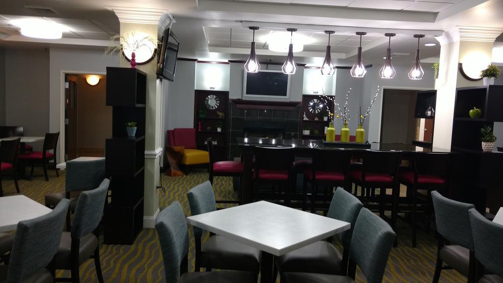 Comfort Suites Abingdon I-81 Экстерьер фото
