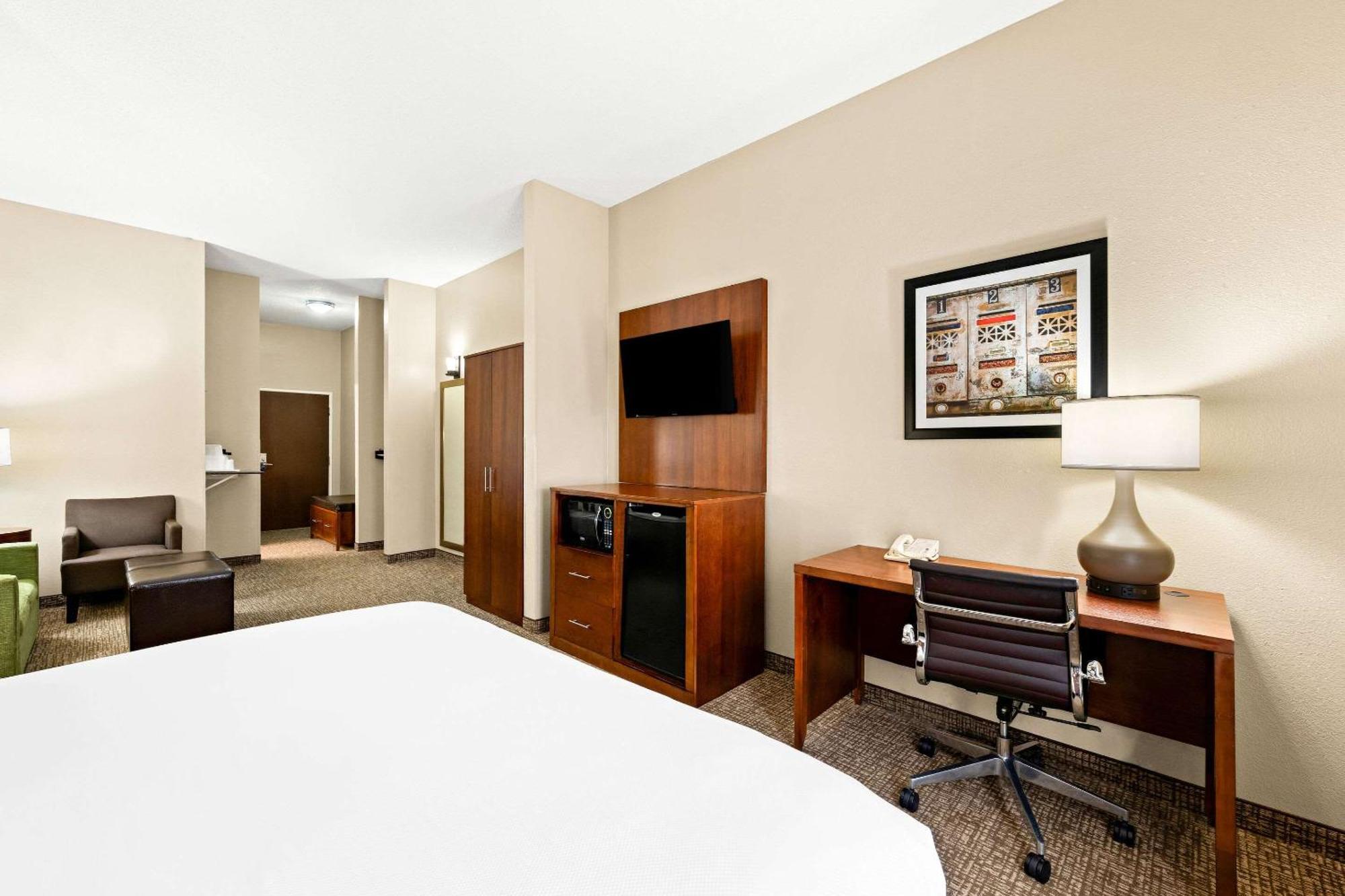 Comfort Suites Abingdon I-81 Экстерьер фото