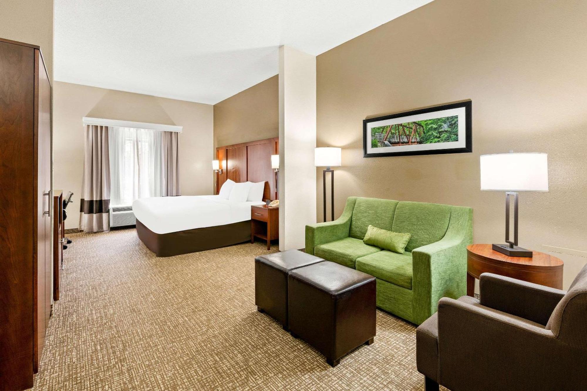 Comfort Suites Abingdon I-81 Экстерьер фото
